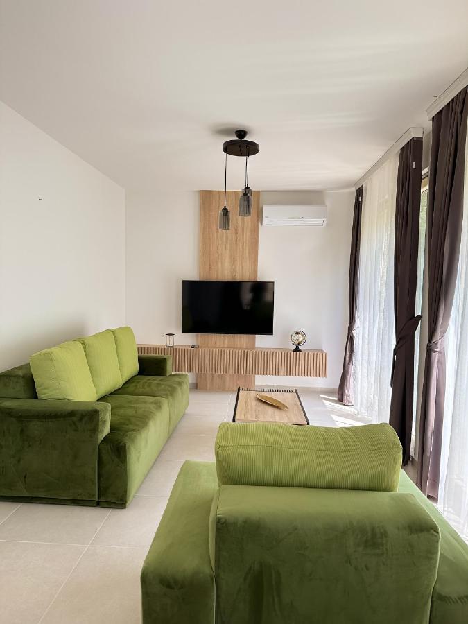 Vertmont Apartments Sveti Stefan Ngoại thất bức ảnh