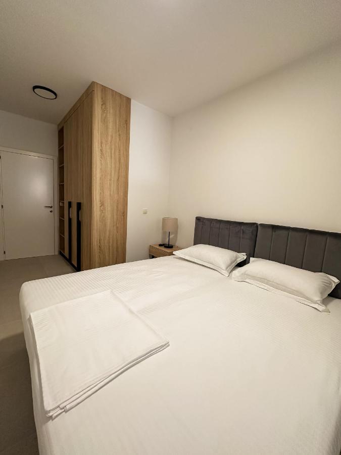 Vertmont Apartments Sveti Stefan Ngoại thất bức ảnh
