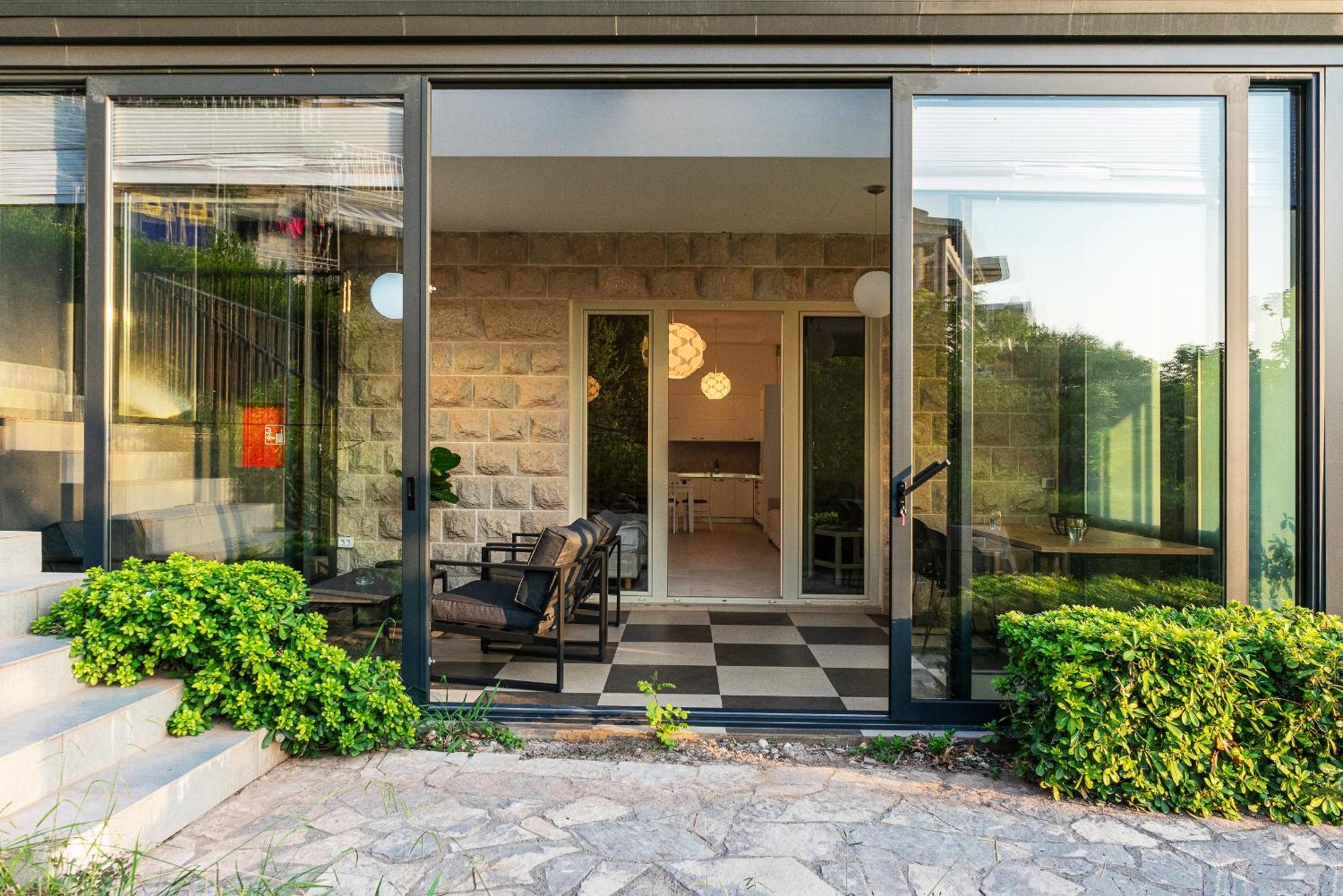 Vertmont Apartments Sveti Stefan Ngoại thất bức ảnh