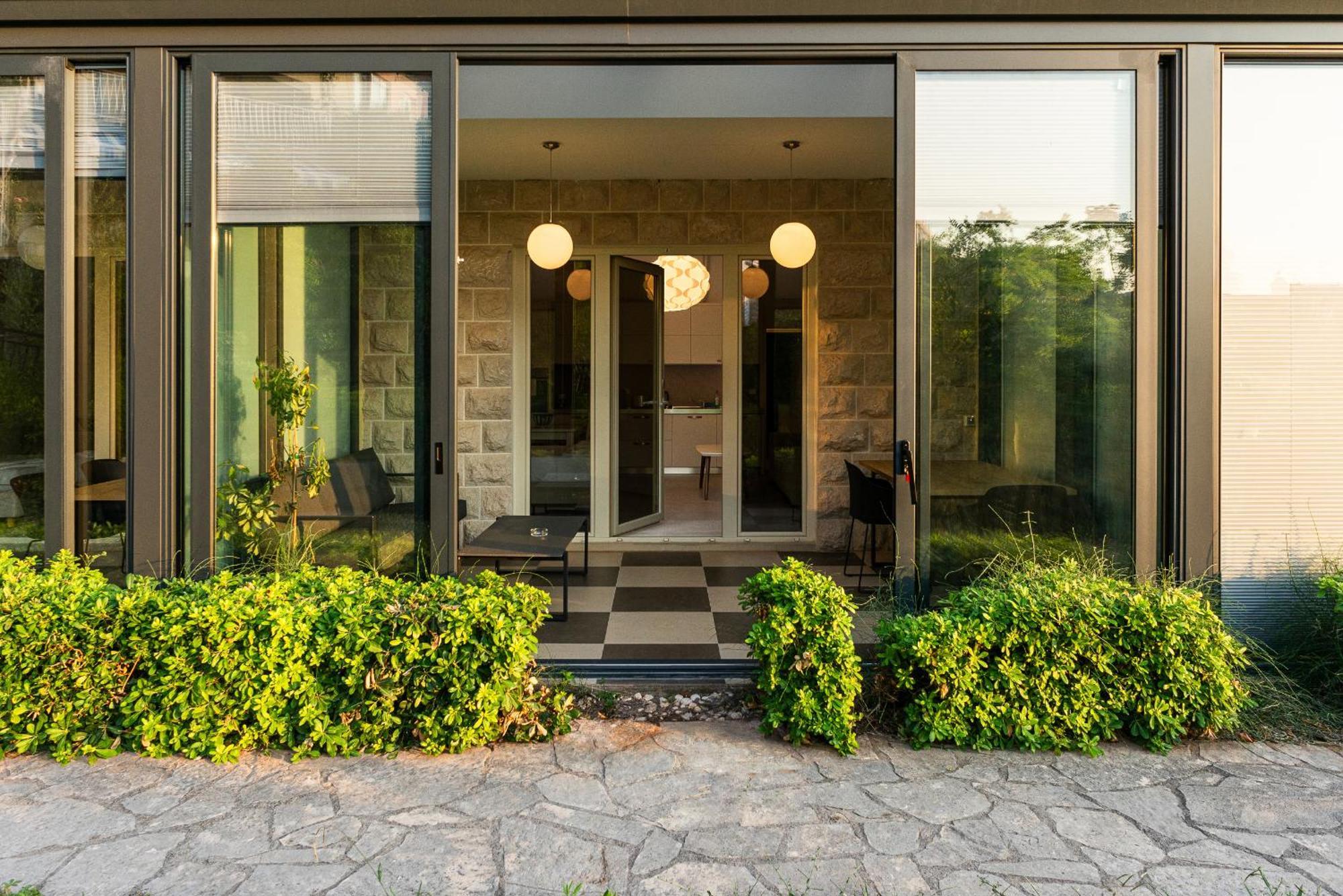 Vertmont Apartments Sveti Stefan Ngoại thất bức ảnh
