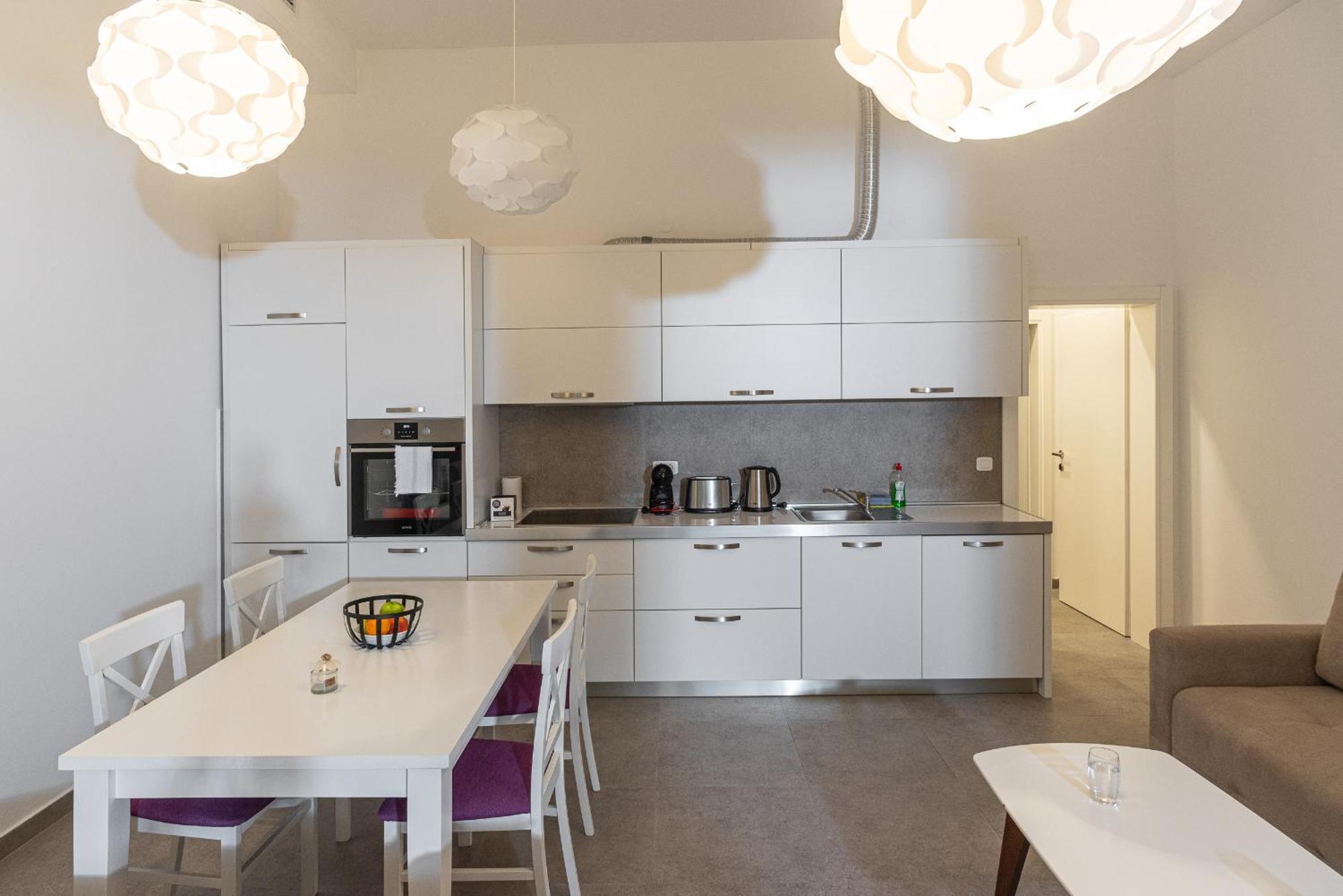 Vertmont Apartments Sveti Stefan Ngoại thất bức ảnh