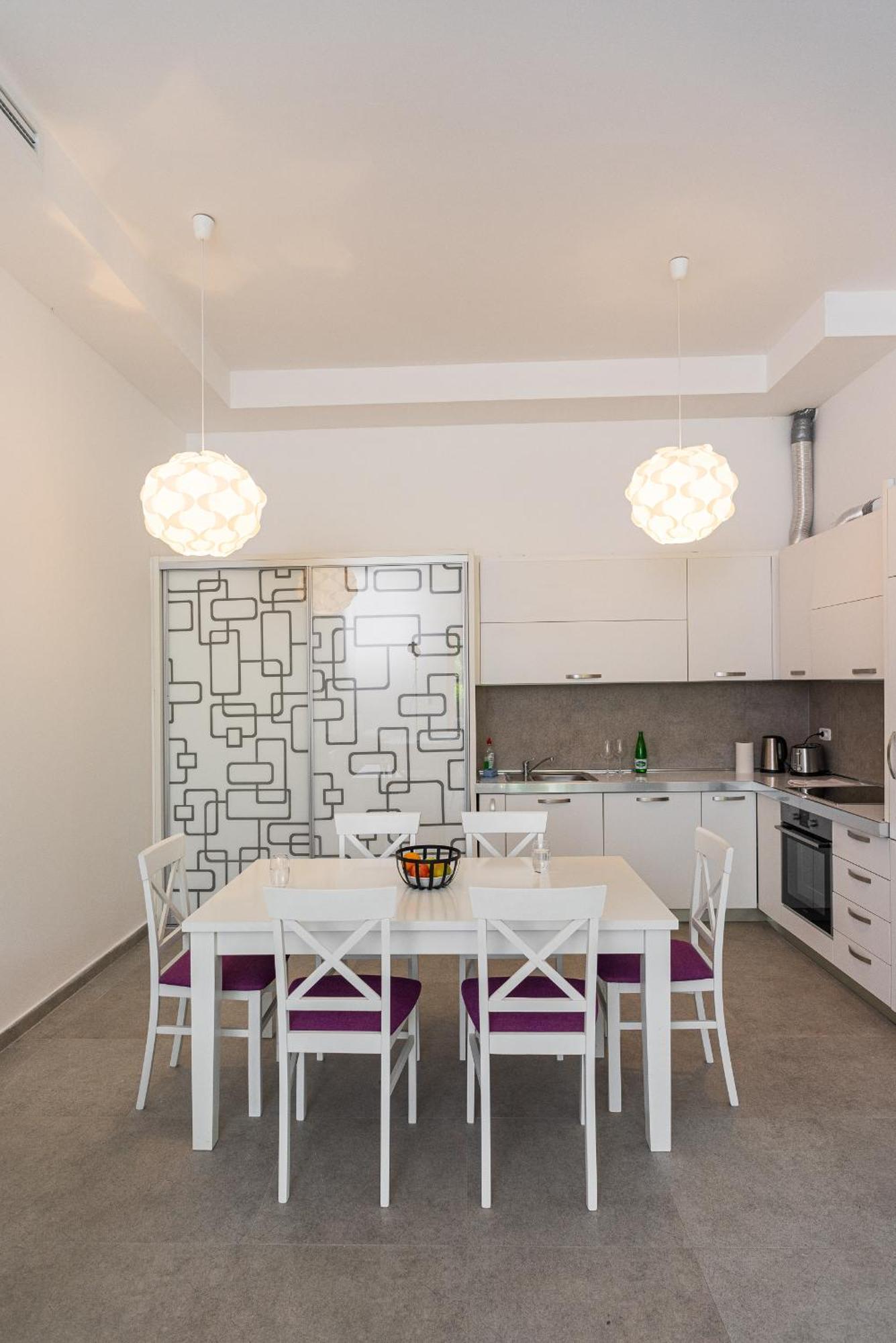 Vertmont Apartments Sveti Stefan Ngoại thất bức ảnh